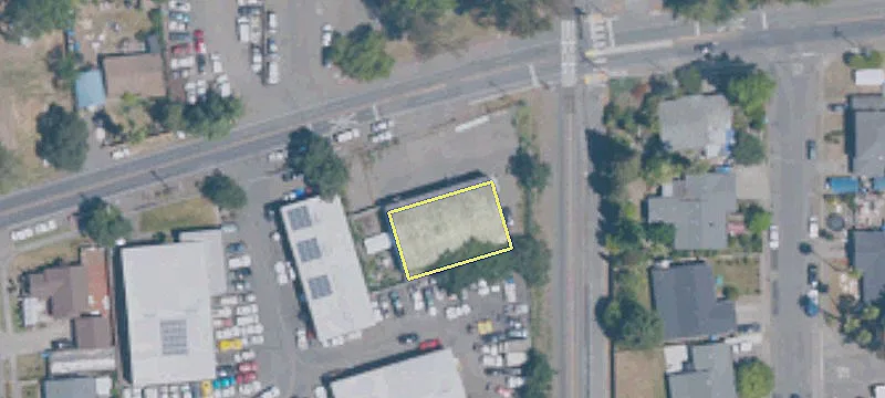 10 Barham Ave