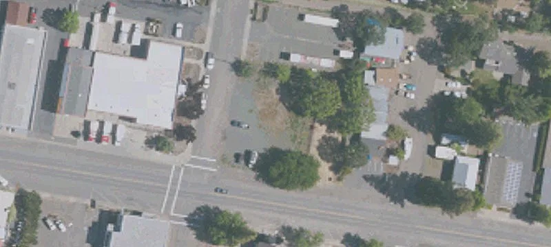 4060 Main St