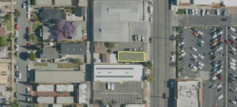 7015 Santa Fe Ave