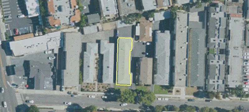 437 Glenoaks Blvd