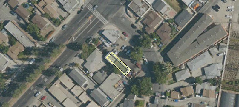 8000 Garfield Ave