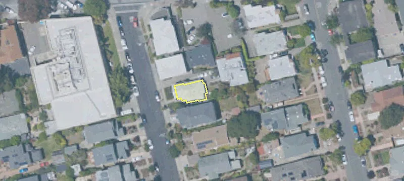901 Ventura Ave