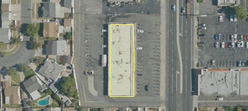 4815 Paramount Blvd
