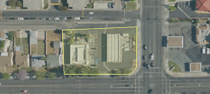 5303 Paramount Blvd
