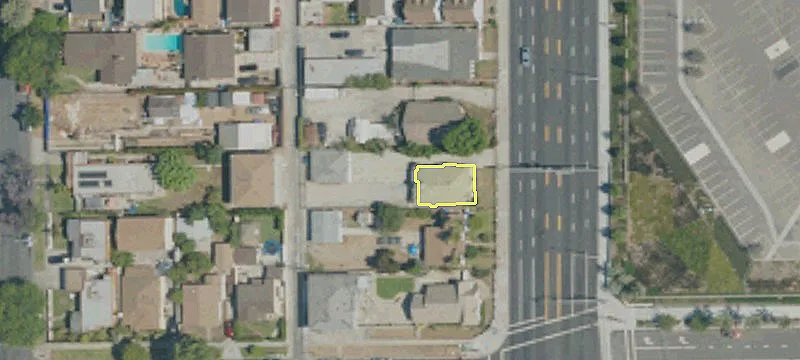 715 Pr Ave
