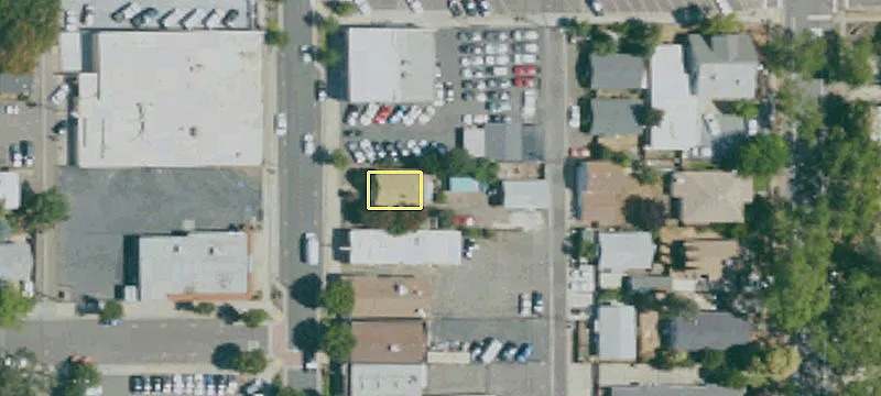 225 Riverside Ave