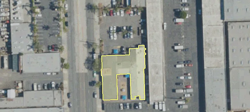 16530 Broadway