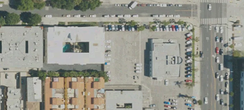 5353 Van Nuys Blvd