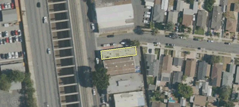 11200 Alameda St