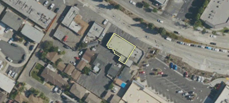 8806 Imperial Hwy