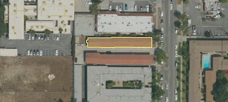625 Cerritos Ave
