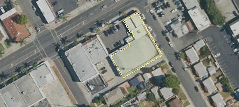 1130 Main St