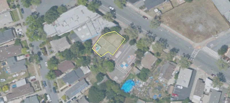 331 Macarthur Blvd