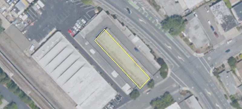 695 San Leandro Blvd