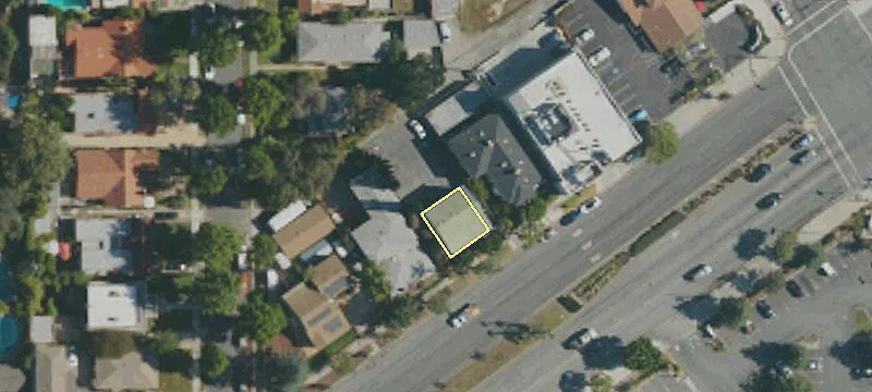 2120 Huntington Dr