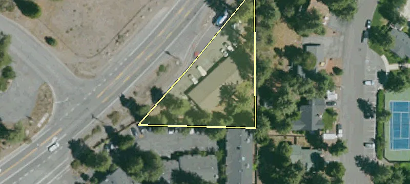 3210 Lk Blvd