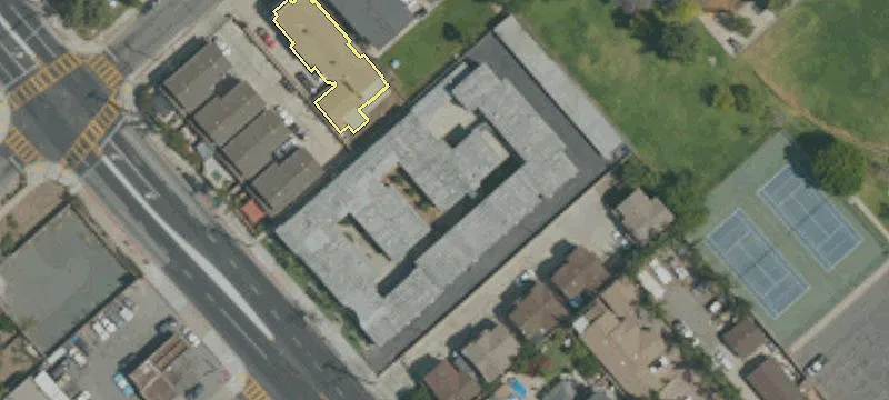 1333 Glenoaks Blvd