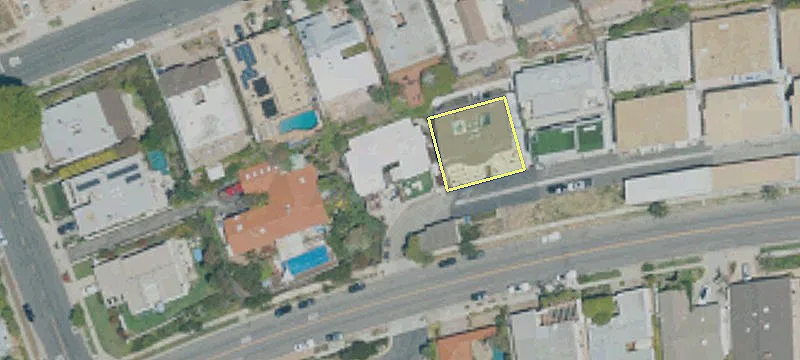 18239 Coastline Dr