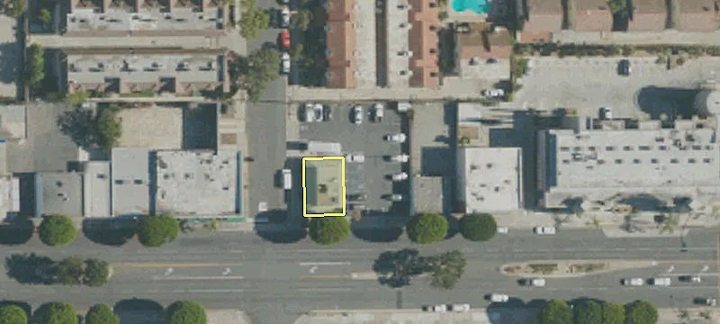555 Garvey Ave