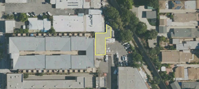 401 Gladys Ave