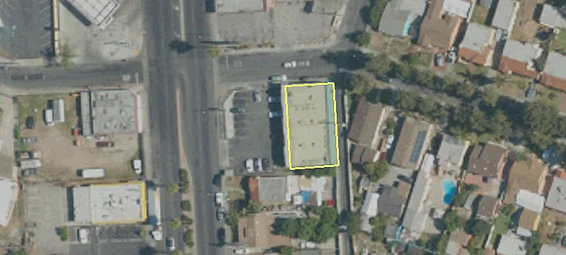 12200 Long Bch Blvd