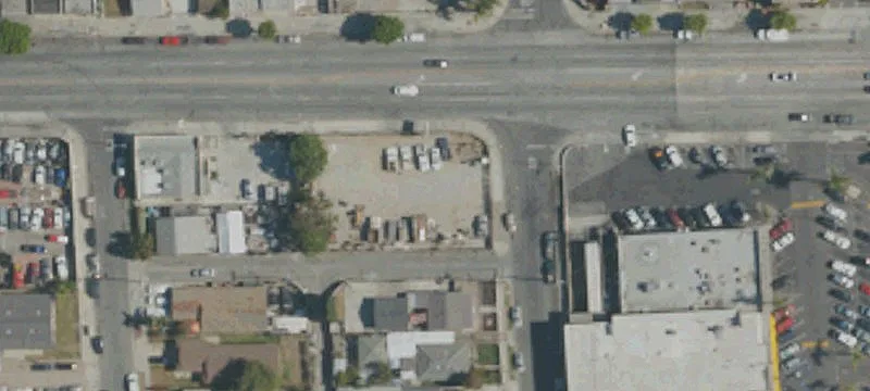 4320 Compton Blvd