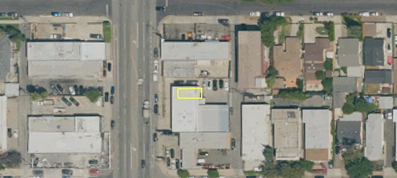 7248 Woodley Ave