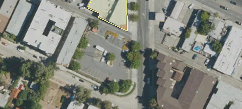 3953 Vineland Ave