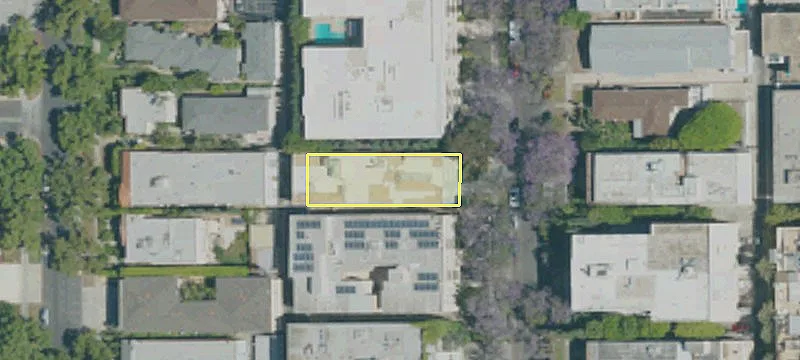 415 Palm Dr