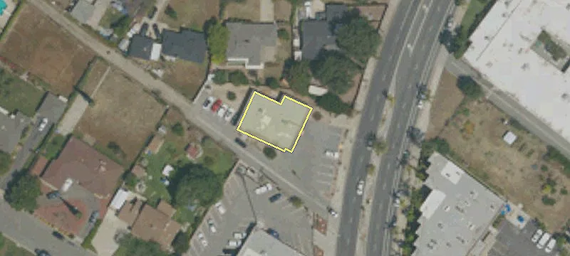 2005 Garey Ave