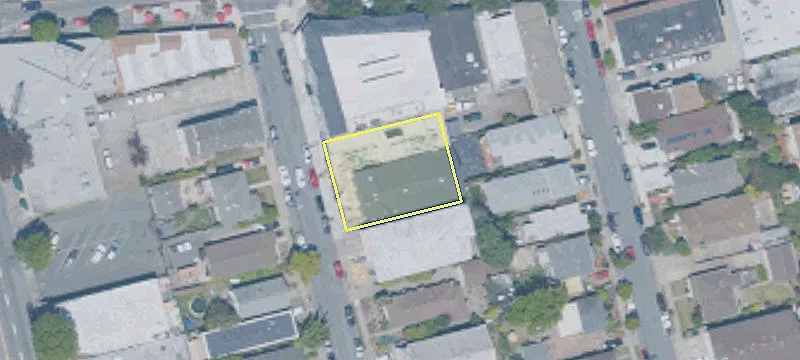 921 Kains Ave