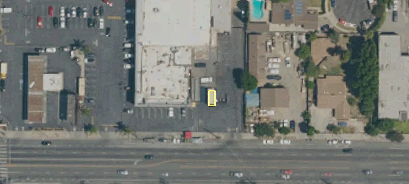 15325 Nordhoff St