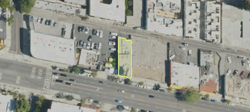 15035 Ventura Blvd