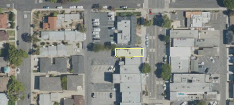439 Main St