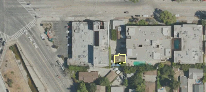 11336 Camarillo St