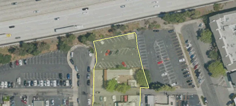 4522 Mariota Ave