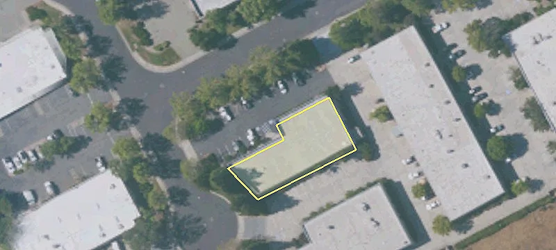 371 Preston Ct