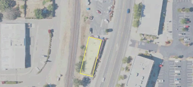96 Lincoln Blvd
