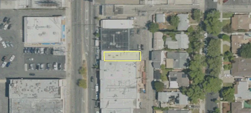 6334 Laurel Cyn Blvd