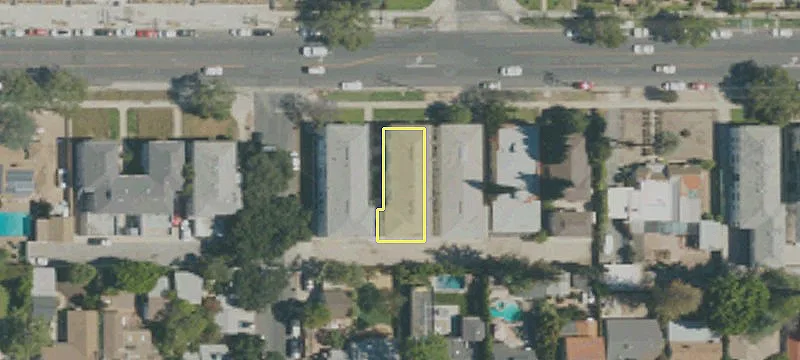 12254 Magnolia Blvd