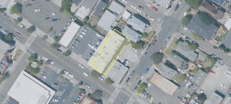 2447 Santa Clara Ave