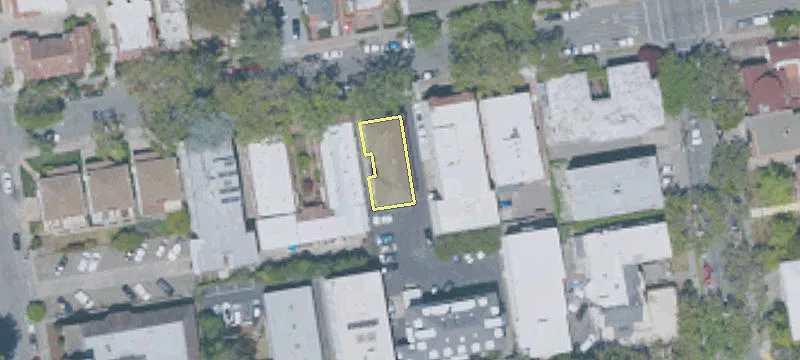 2452 Virginia St