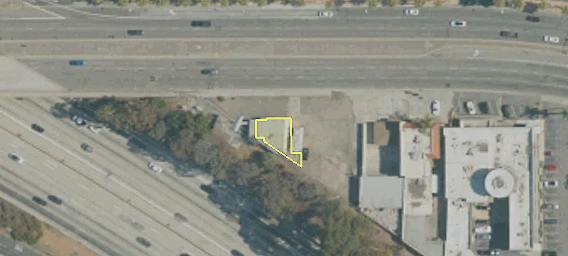 2630 Spg St