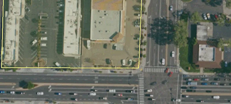 13390 Poway Rd