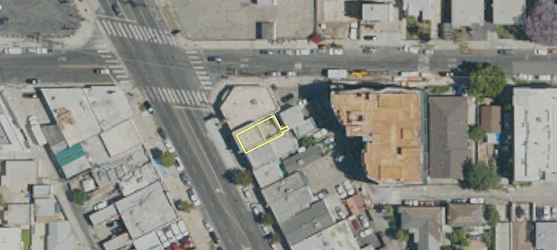 5758 Lankershim Blvd