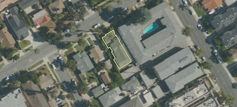 208 Alhambra Rd
