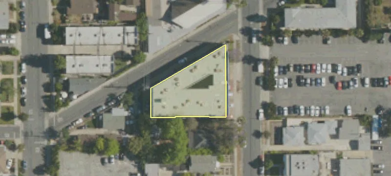 111 Curtis Ave