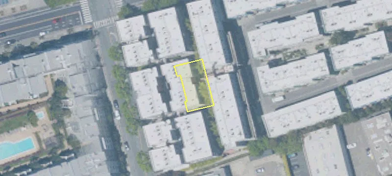 6466 Hollis St, Unit 109