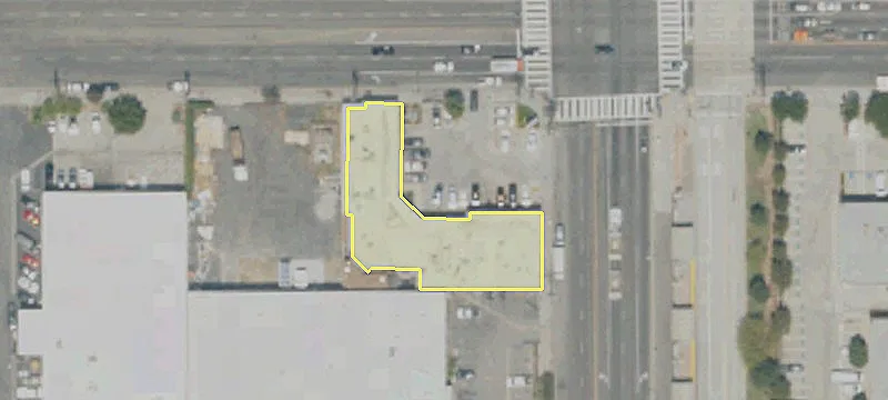21400 Nordhoff St