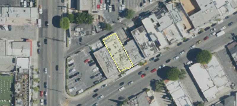 8479 Melrose Ave